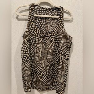 Abstract Design Tank